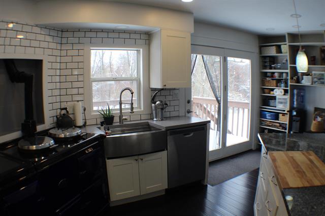 Builiding view six for 2212 Aurora, Jackson, MI. 49203