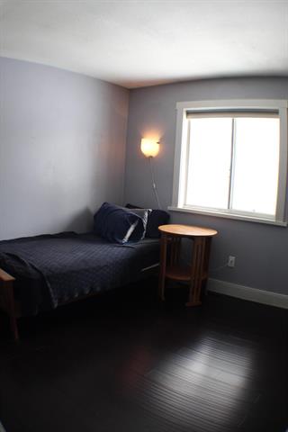 Builiding view ten for 2212 Aurora, Jackson, MI. 49203