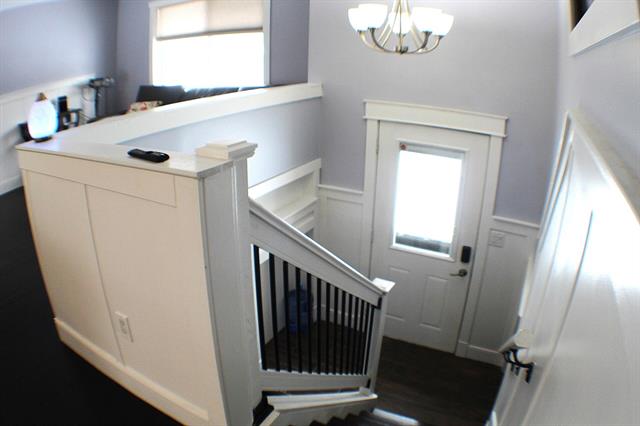 Builiding view two for 2212 Aurora, Jackson, MI. 49203