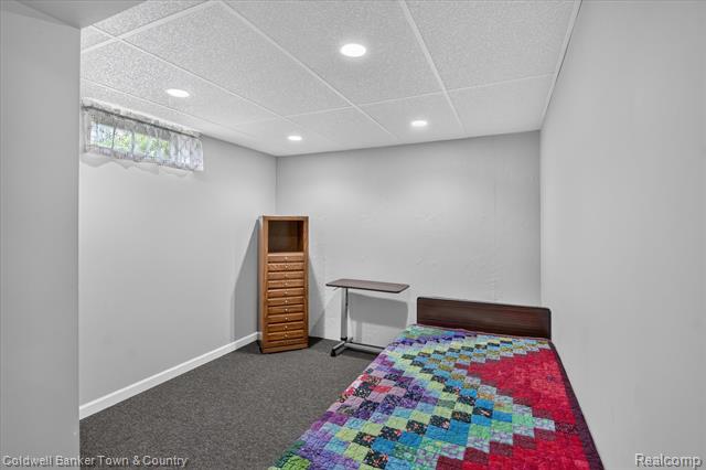 Builiding view thirty four for 5619 Dogwood, Jackson, MI. 49201