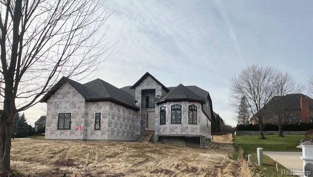 Builiding view one for 61367 Beacon Hill, Washington, MI. 48094