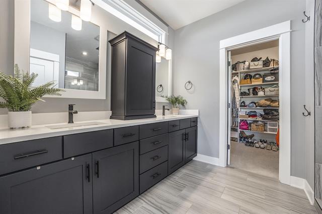 Builiding view nineteen for 1835 Red Barn, Hudsonville, MI. 49426