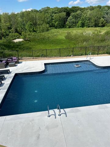 Builiding view thirty two for 1835 Red Barn, Hudsonville, MI. 49426