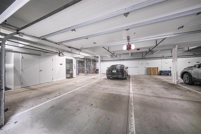 Builiding view twenty five for 121 Kingsley, Ann Arbor, MI. 48103