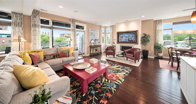 Builiding view two for 121 Kingsley, Ann Arbor, MI. 48103