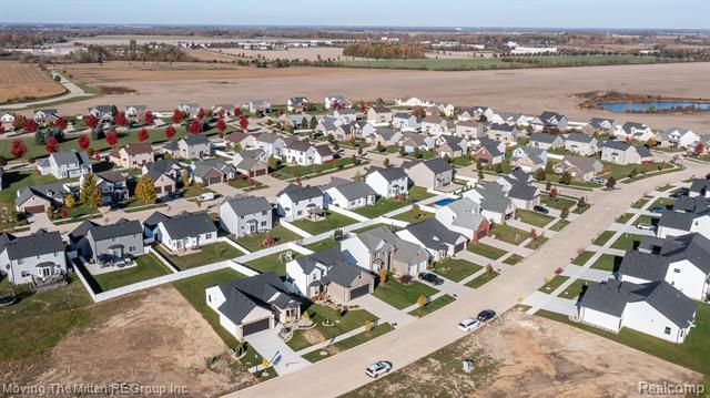 Builiding view fifty nine for 5065 Wilshire, Dundee, MI. 48131