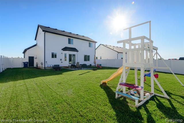 Builiding view fifty three for 5065 Wilshire, Dundee, MI. 48131