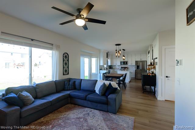 Builiding view six for 5065 Wilshire, Dundee, MI. 48131