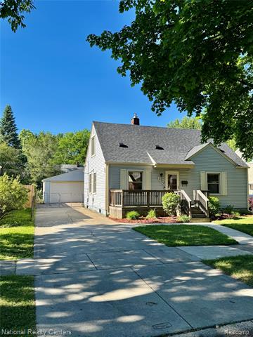 front view for 2009 Barrett Ave, Royal Oak, Mi. 48067