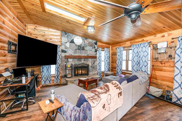 Builiding view one for 288 30Th, Six Lakes, MI. 48886