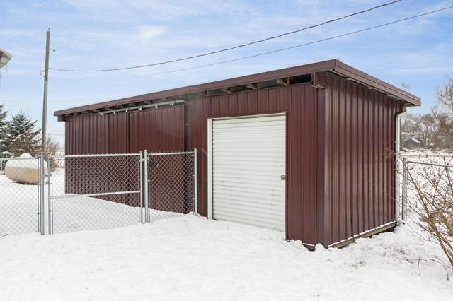 Builiding view twenty six for 288 30Th, Six Lakes, MI. 48886