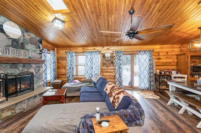 Builiding view two for 288 30Th, Six Lakes, MI. 48886