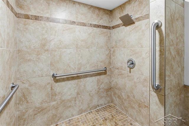 Builiding view seven for 1605 Hines St, Midland, MI. 48640