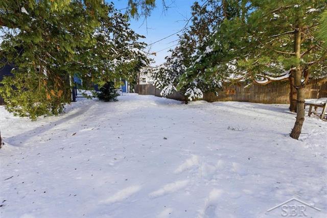 Builiding view twenty five for 1605 Hines St, Midland, MI. 48640