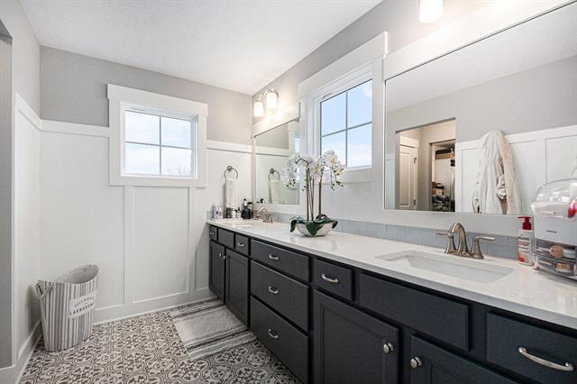 Builiding view fifteen for 3183 Railway, Byron Center, MI. 49315