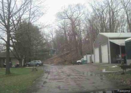 Builiding view two for 66012 Emma, Vandalia, MI. 49095