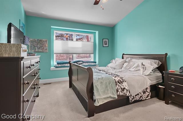 Builiding view seventeen for 1938 Genoa Circle, Howell, MI. 48843