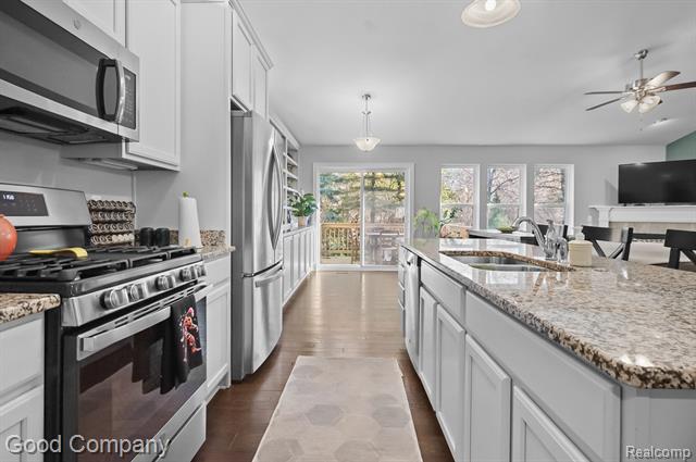 Builiding view ten for 1938 Genoa Circle, Howell, MI. 48843