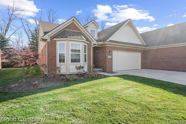 Builiding view two for 1938 Genoa Circle, Howell, MI. 48843