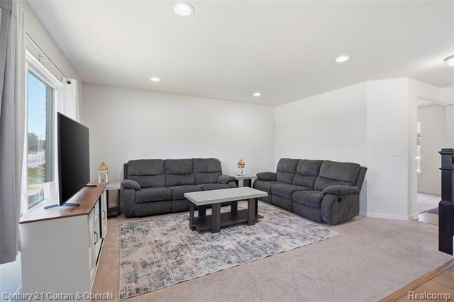 Builiding view five for 8760 Oak Ridge, Westland, MI. 48185