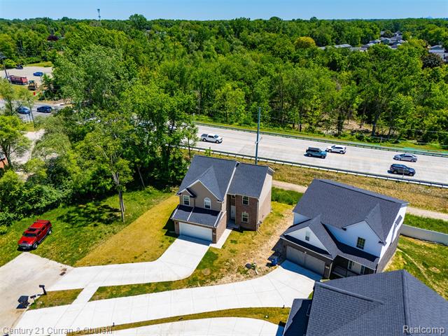 Builiding view twenty seven for 8760 Oak Ridge, Westland, MI. 48185
