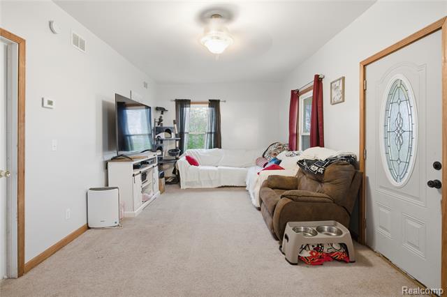 Builiding view eight for 8961 Brockway, Yale, MI. 48097