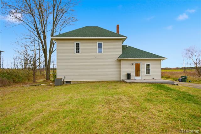 Builiding view five for 8961 Brockway, Yale, MI. 48097