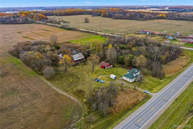 Builiding view thirty for 8961 Brockway, Yale, MI. 48097