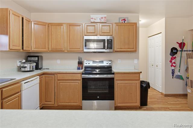 Builiding view twelve for 8961 Brockway, Yale, MI. 48097