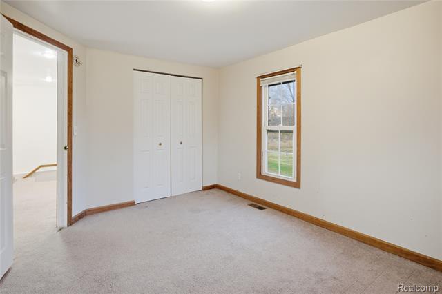 Builiding view twenty three for 8961 Brockway, Yale, MI. 48097