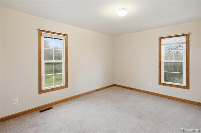 Builiding view twenty two for 8961 Brockway, Yale, MI. 48097