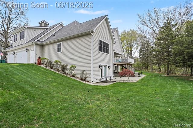 Builiding view thirty four for 12310 Ivy Lane, Fenton, MI. 48430