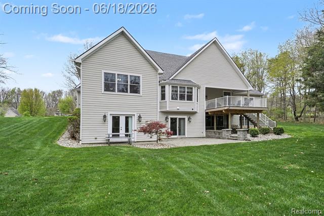 Builiding view thirty three for 12310 Ivy Lane, Fenton, MI. 48430
