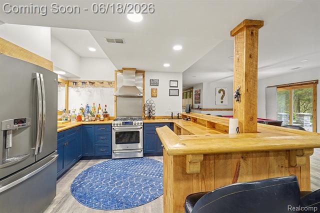 Builiding view twenty for 12310 Ivy Lane, Fenton, MI. 48430