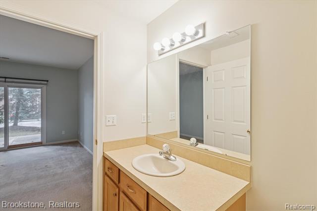 Builiding view seventeen for 15940 Morningside, Northville, MI. 48168