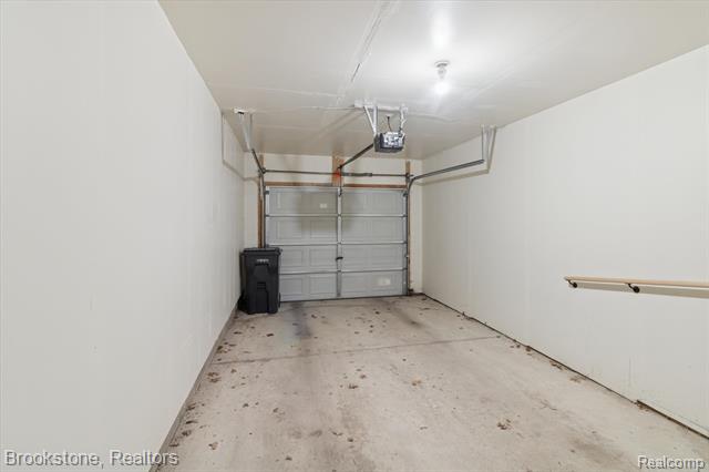 Builiding view twenty seven for 15940 Morningside, Northville, MI. 48168