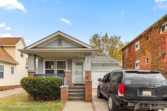 Builiding view four for 4830 Dickerson, Detroit, MI. 48215