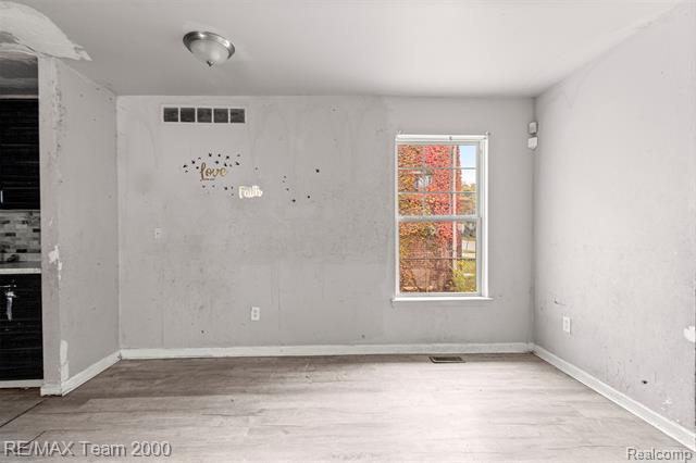 Builiding view nine for 4830 Dickerson, Detroit, MI. 48215