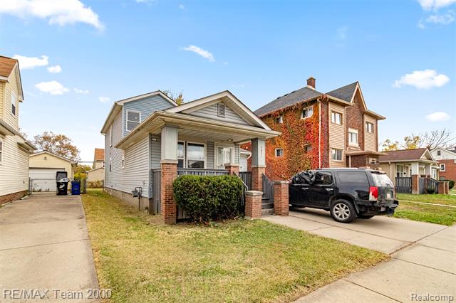 Builiding view one for 4830 Dickerson, Detroit, MI. 48215