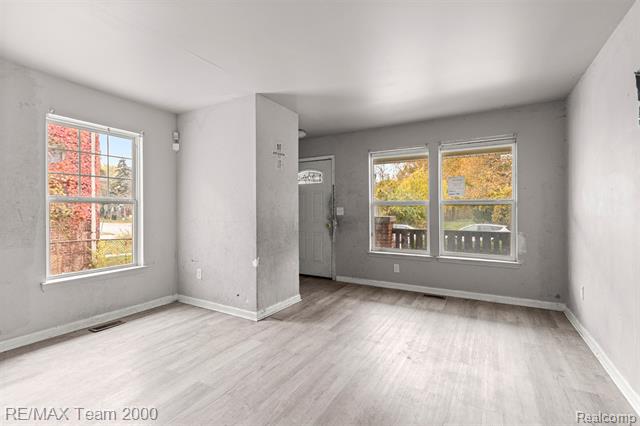 Builiding view six for 4830 Dickerson, Detroit, MI. 48215