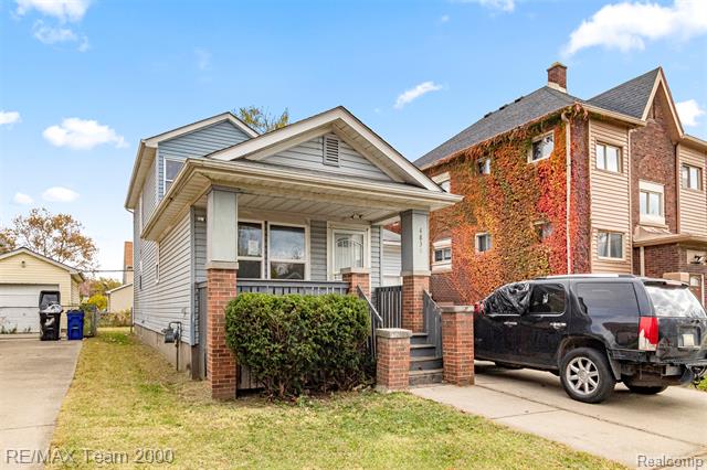 Builiding view three for 4830 Dickerson, Detroit, MI. 48215