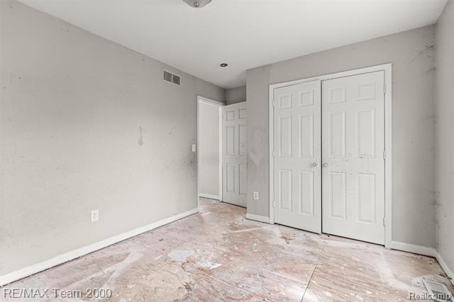 Builiding view twenty five for 4830 Dickerson, Detroit, MI. 48215