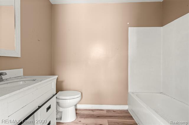 Builiding view twenty six for 4830 Dickerson, Detroit, MI. 48215