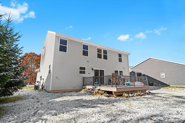 Builiding view thirty for 220 Laura, Linden, MI. 48451