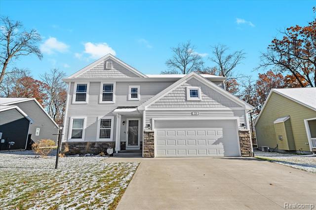 front view for 220 Laura Lane, Linden, Mi. 48451