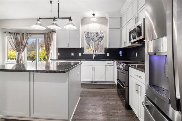 Builiding view thirteen for 583 Falcon, Dundee, MI. 48131