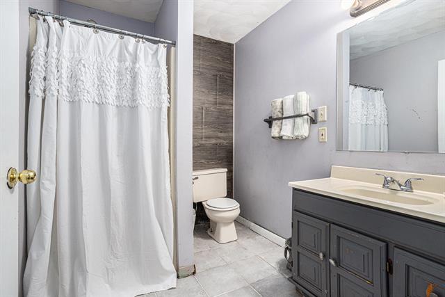 Builiding view twelve for 56 Garden, Battle Creek, MI. 49017