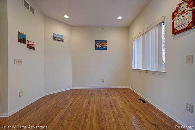 Builiding view eighteen for 42432 Corlina, Northville, MI. 48167