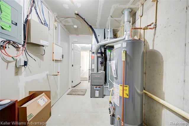 Builiding view forty four for 42432 Corlina, Northville, MI. 48167