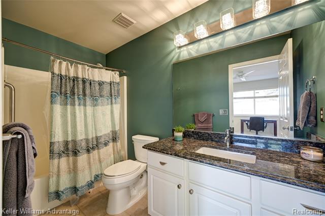 Builiding view forty one for 42432 Corlina, Northville, MI. 48167